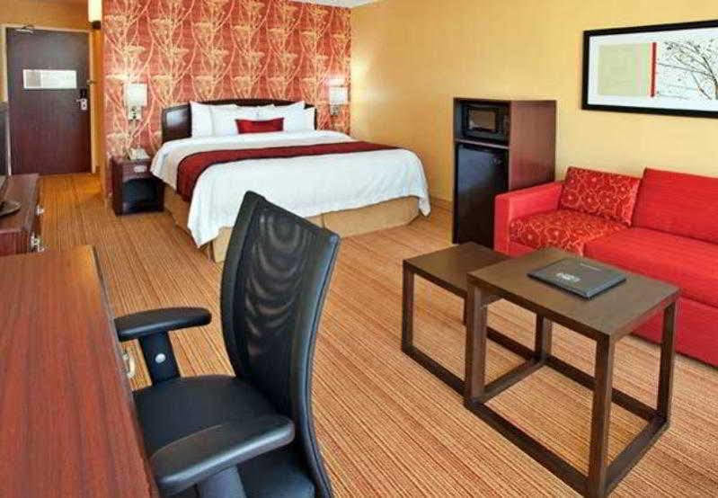 คอร์ตยาร์ด ฮุสตัน ชูการ์แลนด์ Hotel สตาฟฟอร์ด ภายนอก รูปภาพ